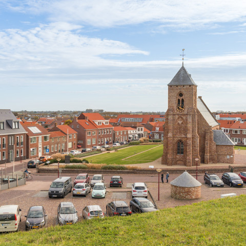 Zoutelande kerk vierkant